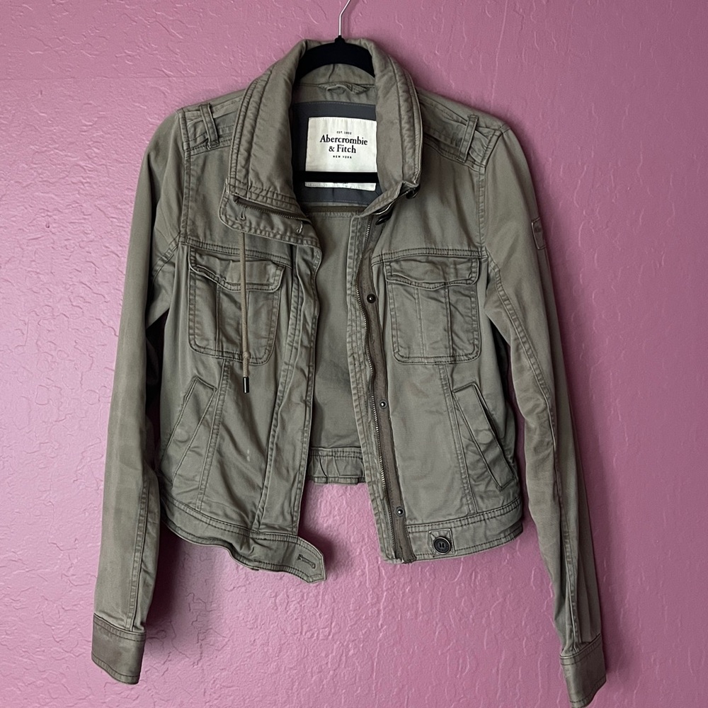 Abercrombie & Fitch Olive utility jacket. Size Small
